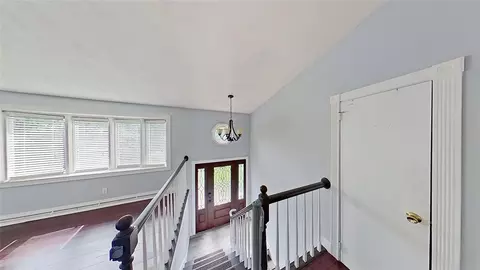 370 Ring Ave, Warwick, RI 02888 photo 18