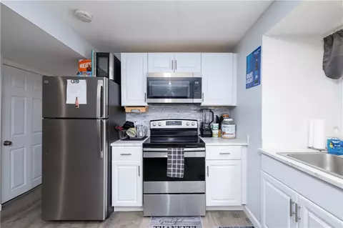 150 Hilton Rd, Warwick, RI 02889 photo 13