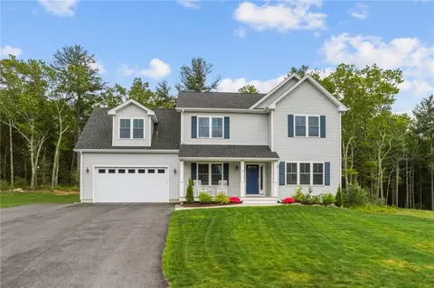 4 Overlook Cir, Coventry, RI 02816