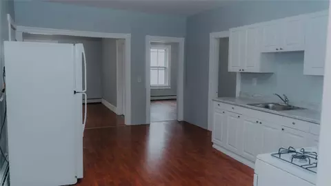 Entry Way - 45 Ross St, Woonsocket, RI 02895 photo 4 of 6