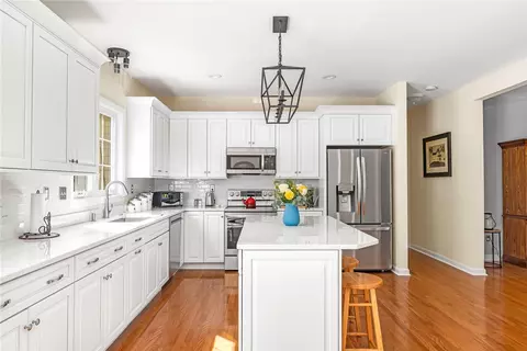 Kitchen - 3 Piezzo Dr, Westerly, RI 02891 photo 2 of 5