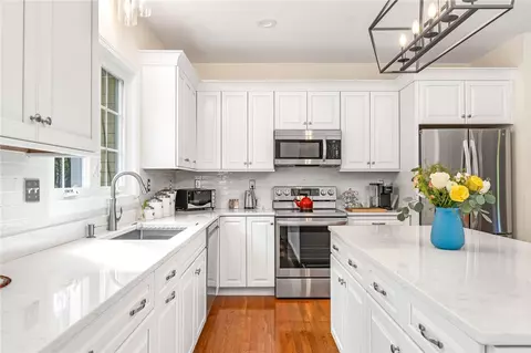 Kitchen - 3 Piezzo Dr, Westerly, RI 02891 photo 4 of 5