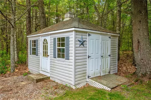 3 Walker Ln, Coventry, RI 02816 photo 29