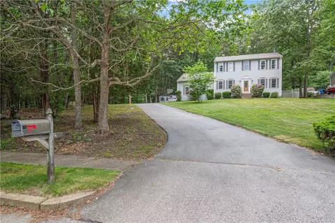 3 Walker Ln, Coventry, RI 02816 photo 4