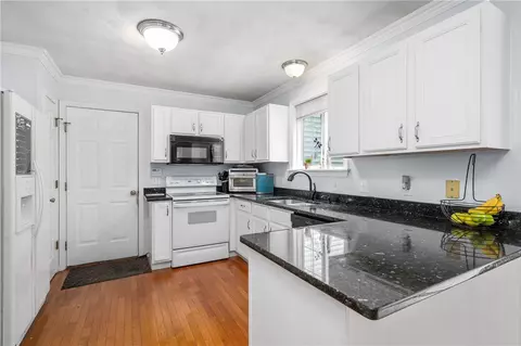 3 Walker Ln, Coventry, RI 02816 photo 10