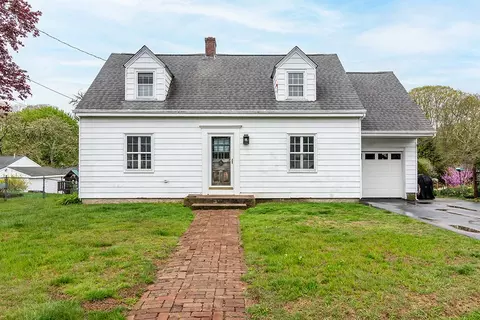 16 Sunset Ave, South Kingstown, RI 02879