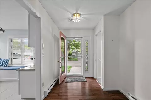 446 Paddock Ln, Bristol, RI 02809 photo 3