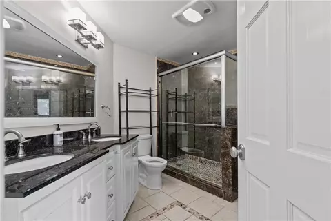 446 Paddock Ln, Bristol, RI 02809 photo 14