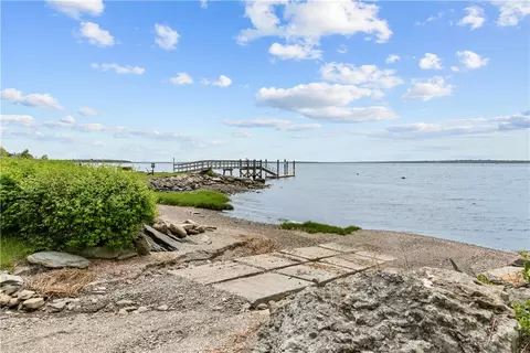 446 Paddock Ln, Bristol, RI 02809 photo 36