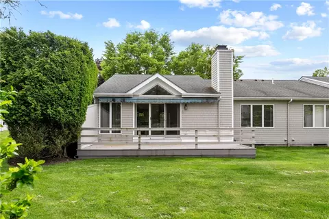 446 Paddock Ln, Bristol, RI 02809 photo 28
