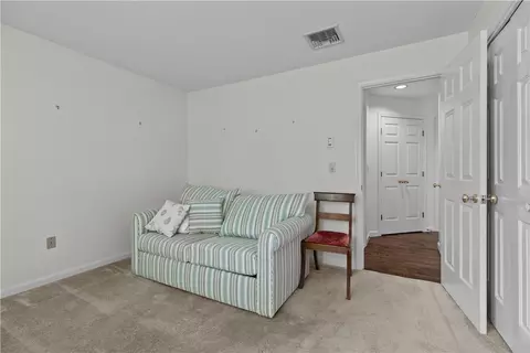 446 Paddock Ln, Bristol, RI 02809 photo 16