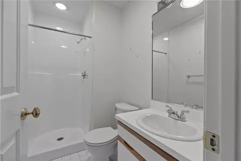 446 Paddock Ln, Bristol, RI 02809 photo 18