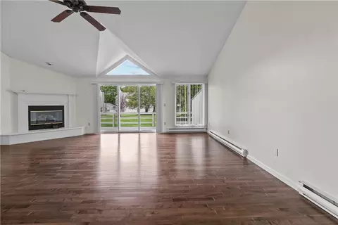 446 Paddock Ln, Bristol, RI 02809 photo 10