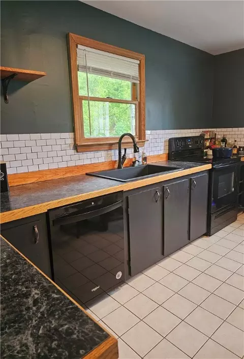 Kitchen - 34 Bates Ave, Coventry, RI 02816 photo 1 of 2