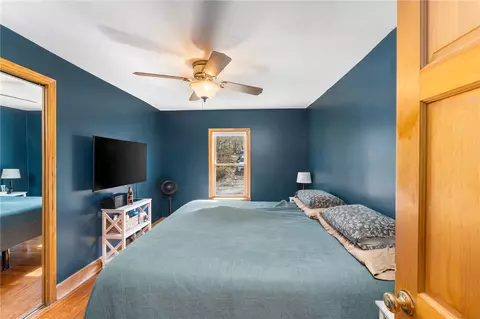 Bedroom - 34 Bates Ave, Coventry, RI 02816 photo 1 of 6