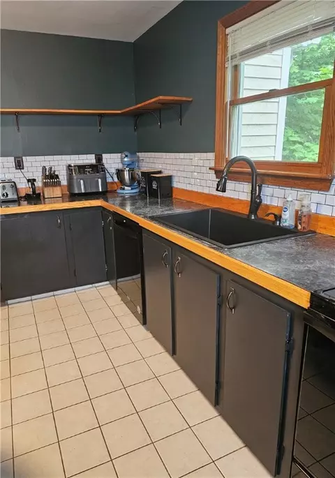 Kitchen - 34 Bates Ave, Coventry, RI 02816 photo 2 of 2