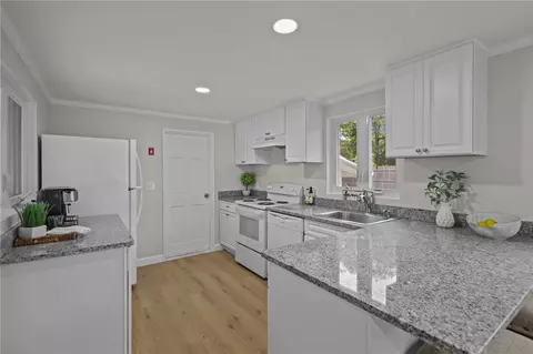 Kitchen - 120 Aspinet Dr, Warwick, RI 02888 photo 1 of 3