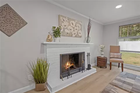 Living - 120 Aspinet Dr, Warwick, RI 02888 photo 3 of 3