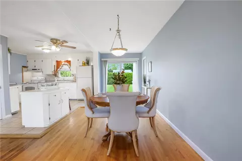 86 Weekapaug Rd, Westerly, RI 02891 photo 9