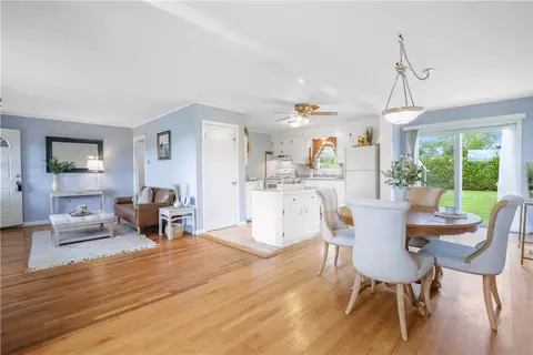86 Weekapaug Rd, Westerly, RI 02891 photo 3