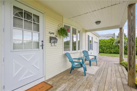 86 Weekapaug Rd, Westerly, RI 02891 photo 5
