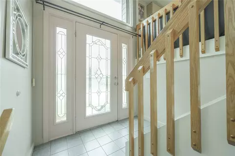 Entry Way - 290 View Ave, Cranston, RI 02920 photo 1 of 1