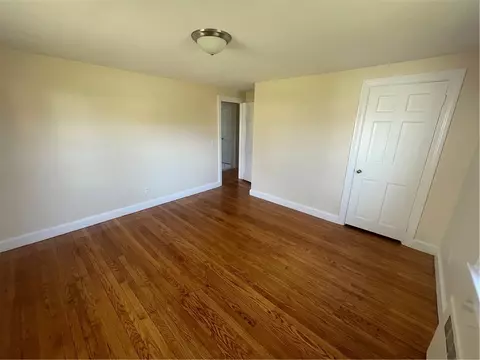 Bedroom - 80 Frontier Rd, Warwick, RI 02889 photo 3 of 3