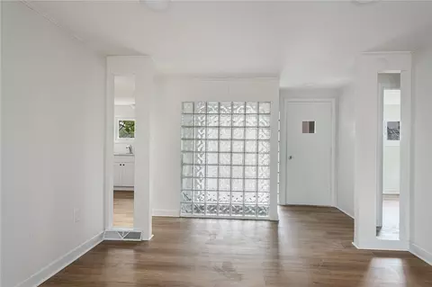 Living - 613 Prospect St, Woonsocket, RI 02895 photo 2 of 7