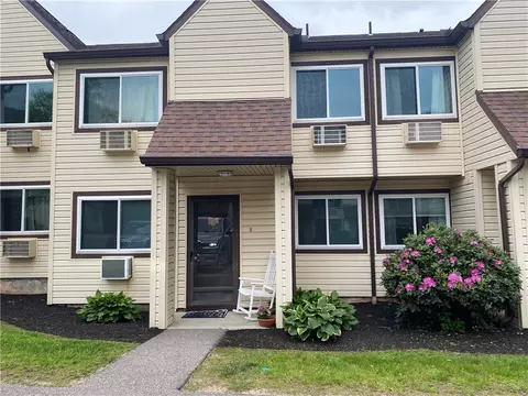 223 High St #S, Westerly, RI 02891