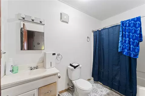 242 4th Ave, Woonsocket, RI 02895 photo 31