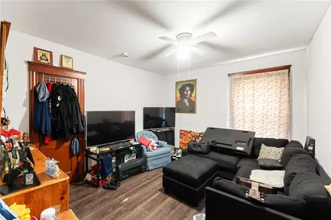 242 4th Ave, Woonsocket, RI 02895 photo 21