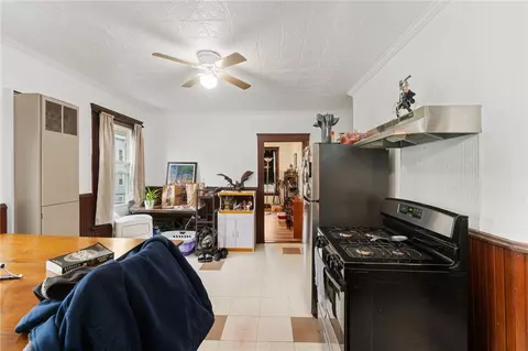242 4th Ave, Woonsocket, RI 02895 photo 15
