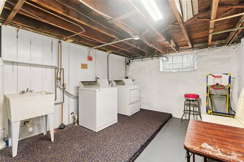 242 4th Ave, Woonsocket, RI 02895 photo 38