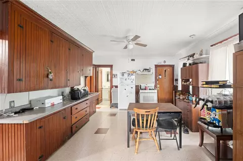 242 4th Ave, Woonsocket, RI 02895 photo 26
