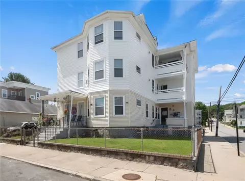 242 4th Ave, Woonsocket, RI 02895