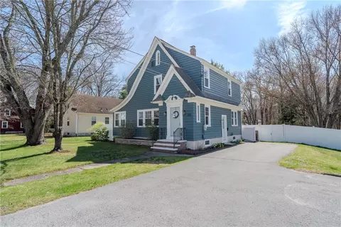 320 Church St, Pascoag, RI 02859