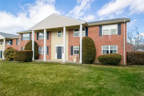 70 Carroll Ave #510, Newport, RI 02840