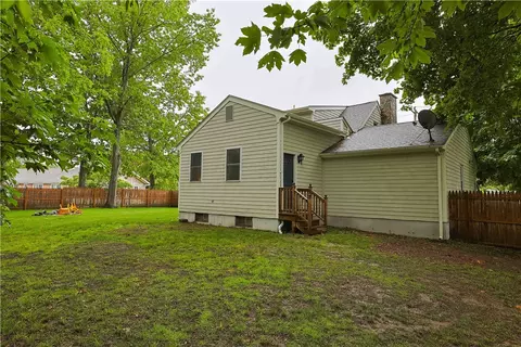 Exterior - 20 Barker Ave, Warren, RI 02885 photo 7 of 11