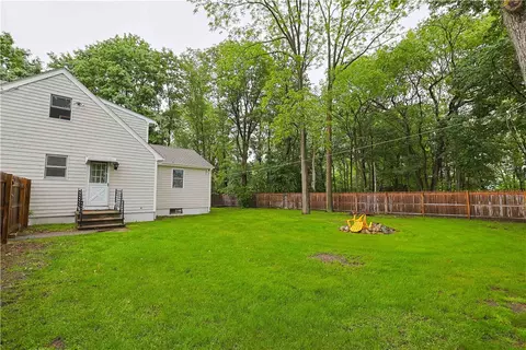 Exterior - 20 Barker Ave, Warren, RI 02885 photo 5 of 11