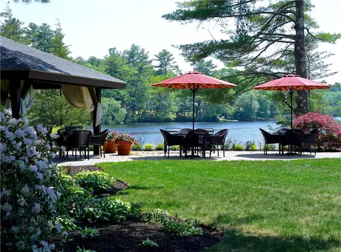 245 Lakehurst Dr, Coventry, RI 02816 photo 2
