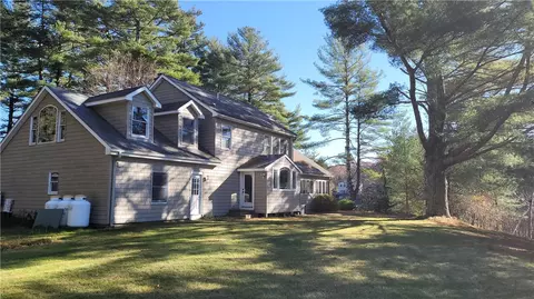 245 Lakehurst Dr, Coventry, RI 02816 photo 4