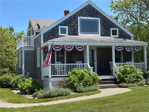 1659 Lakeside Dr, Block Island, RI 02807