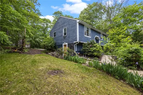 14 Jackson Schoolhouse Rd, Glocester, RI 02814 photo 3