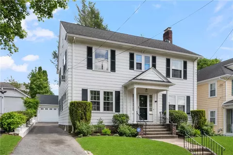 47 Lyndhurst Ave, Providence, RI 02908