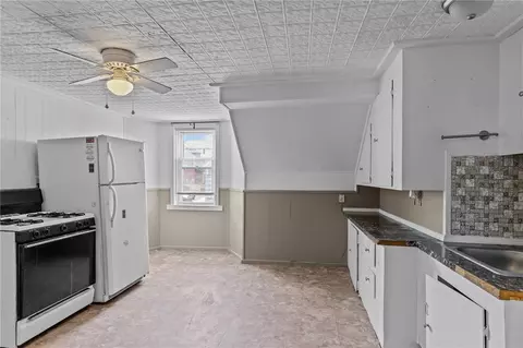 Kitchen - 244 Paradis Ave, Woonsocket, RI 02895 photo 4 of 5