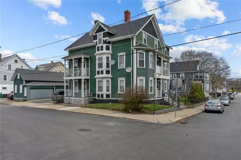 244 Paradis Ave, Woonsocket, RI 02895
