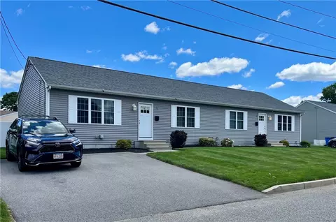 71 Carlton St, Cranston, RI 02910