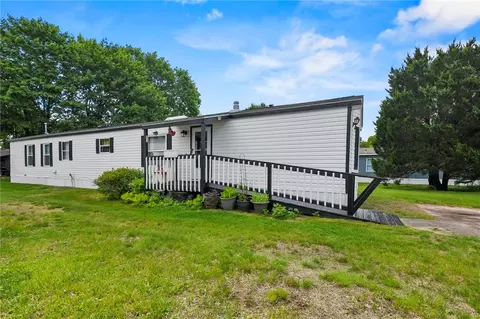 46 Wright Way, Coventry, RI 02816