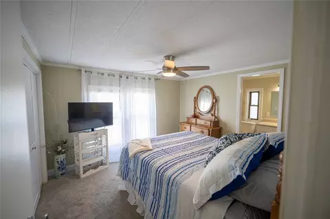 Bedroom - 7 Lane D Dr, Coventry, RI 02816 photo 3 of 5