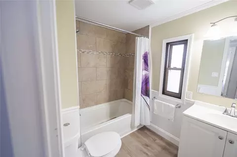 Bath - 7 Lane D Dr, Coventry, RI 02816 photo 4 of 5